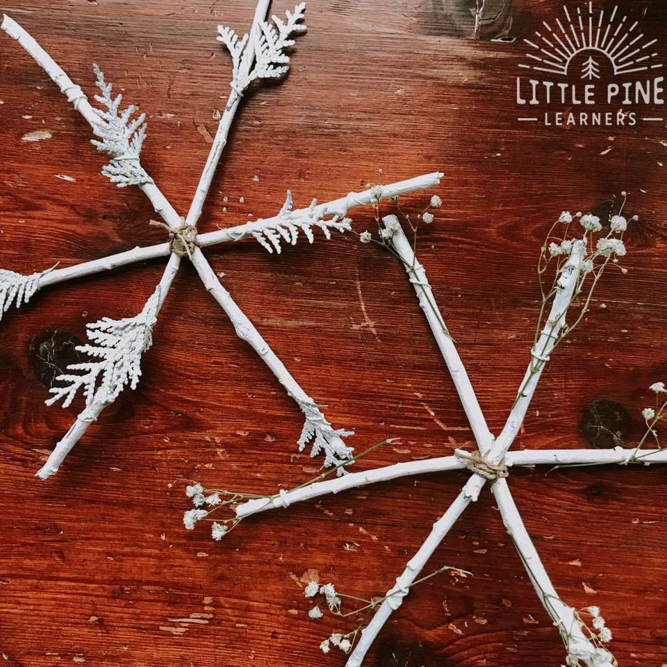 Fun stick snowflake craft for winter!